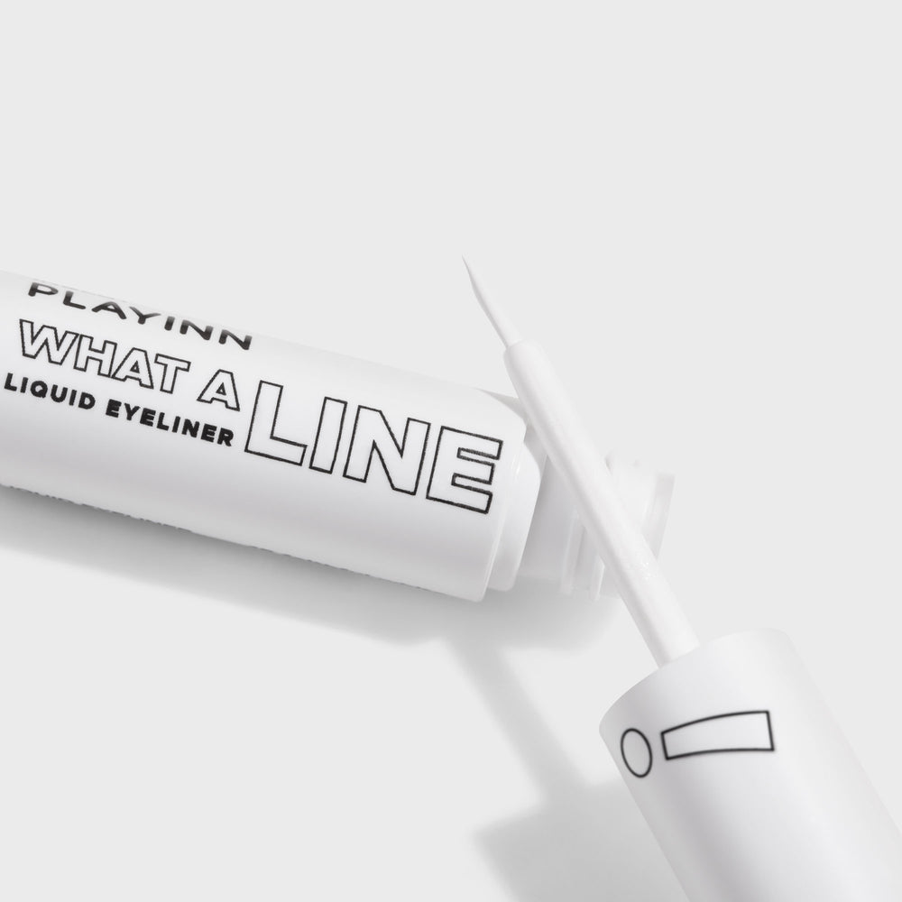 PLAYINN What a Line! Liquid Eyeliner