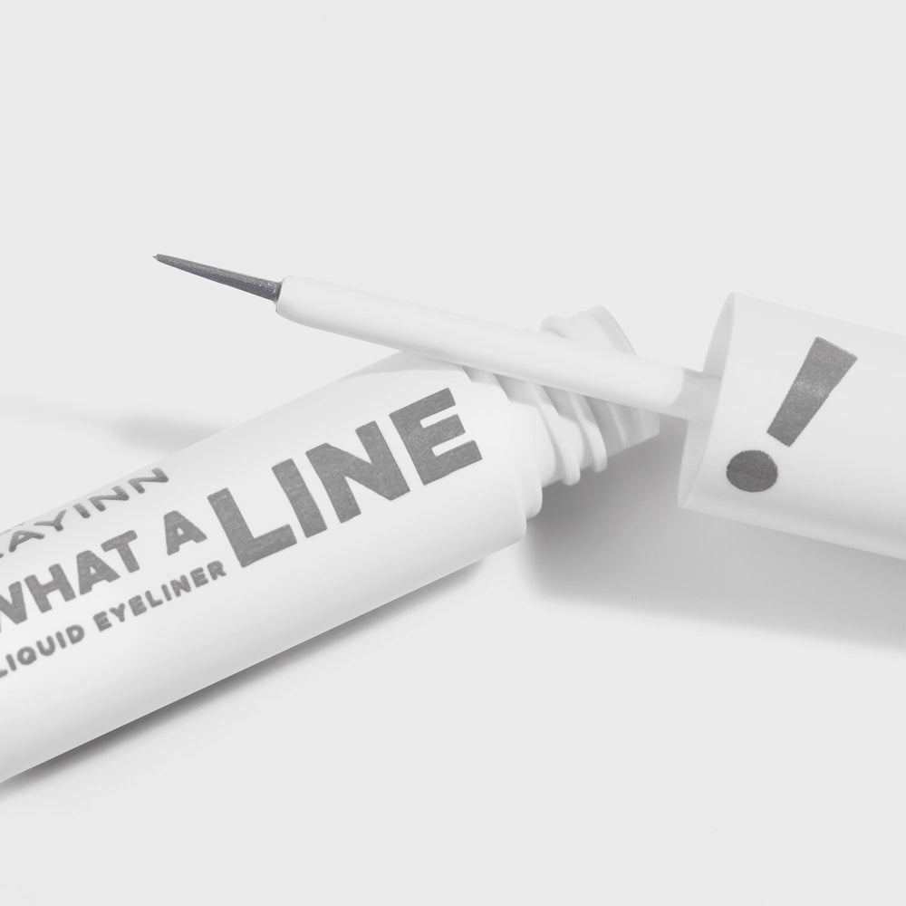 PLAYINN What a Line! Liquid Eyeliner