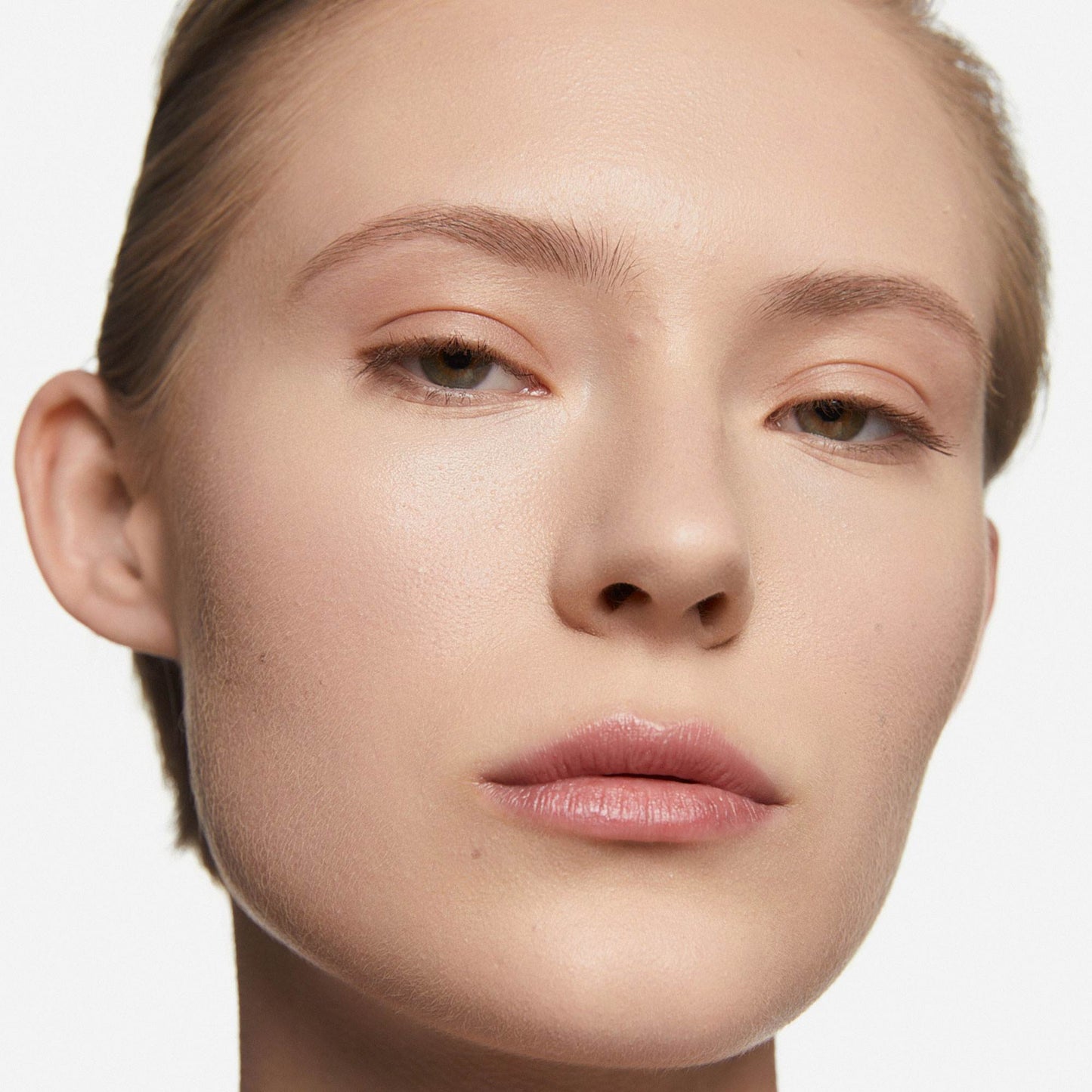 Peptide Lifting Eye Concealer