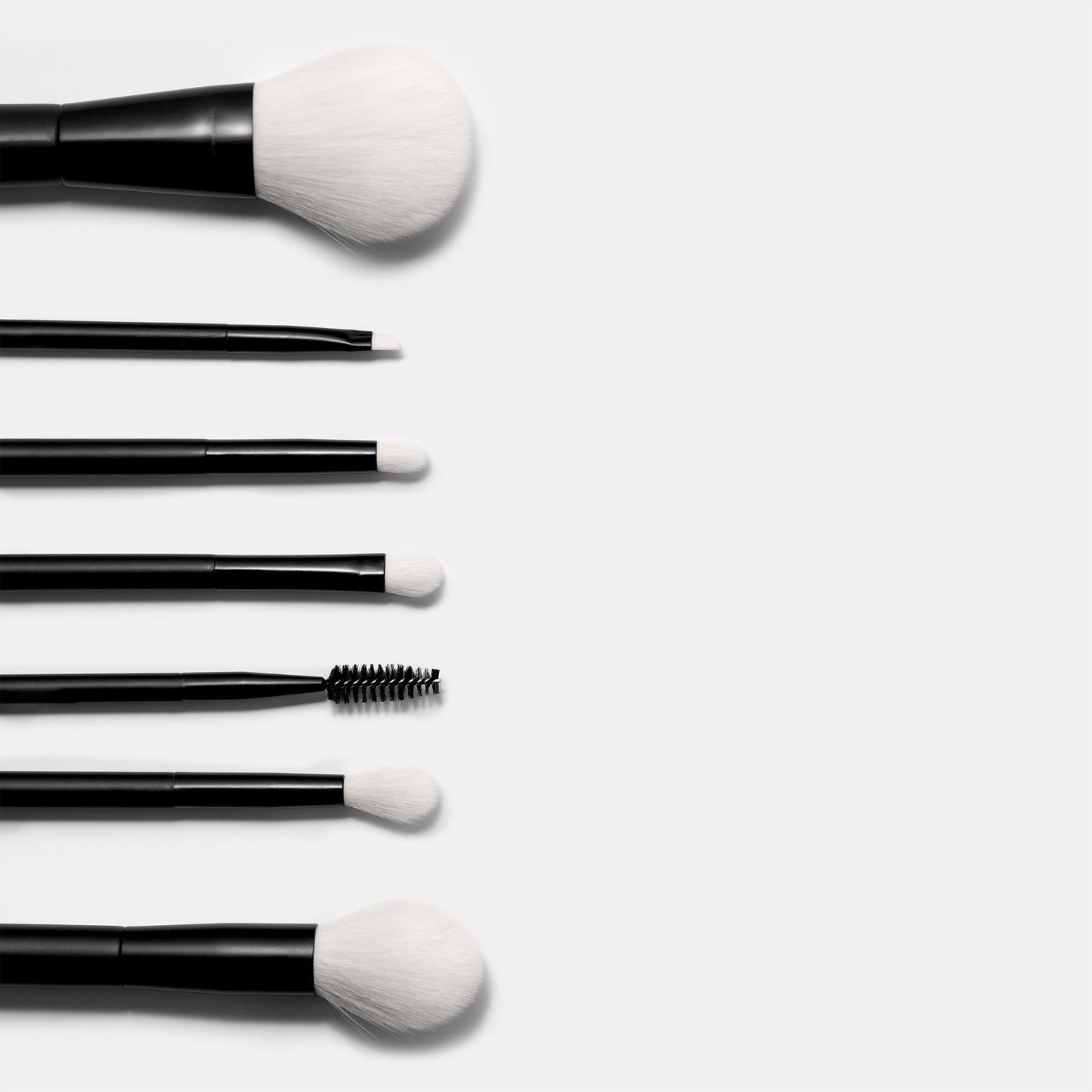 Brush Tube Makeup Set - BLACK