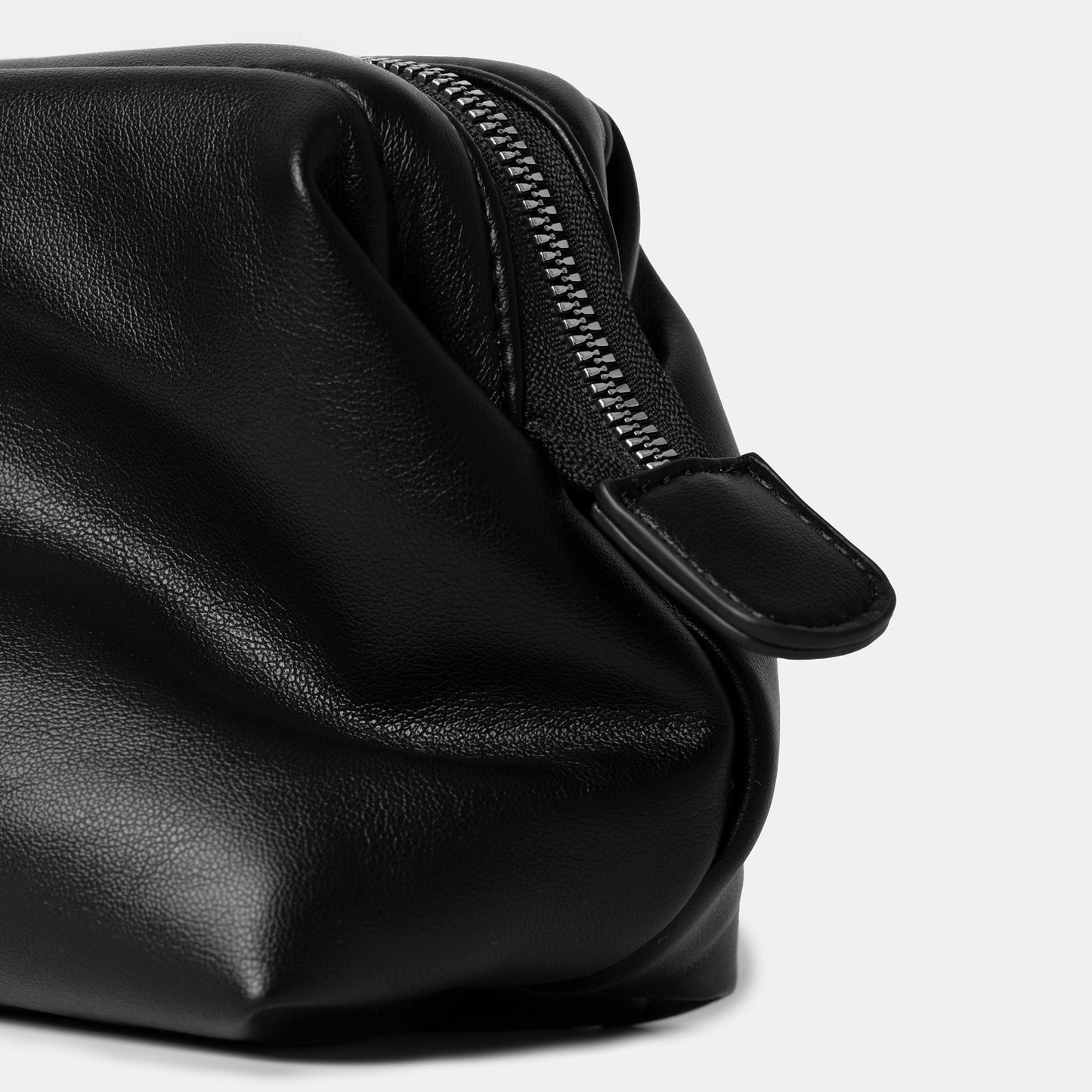 Minimalist Makeup Bag Black