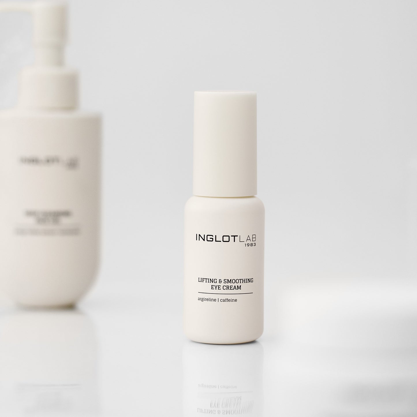 Lifting & Smoothing Eye Cream