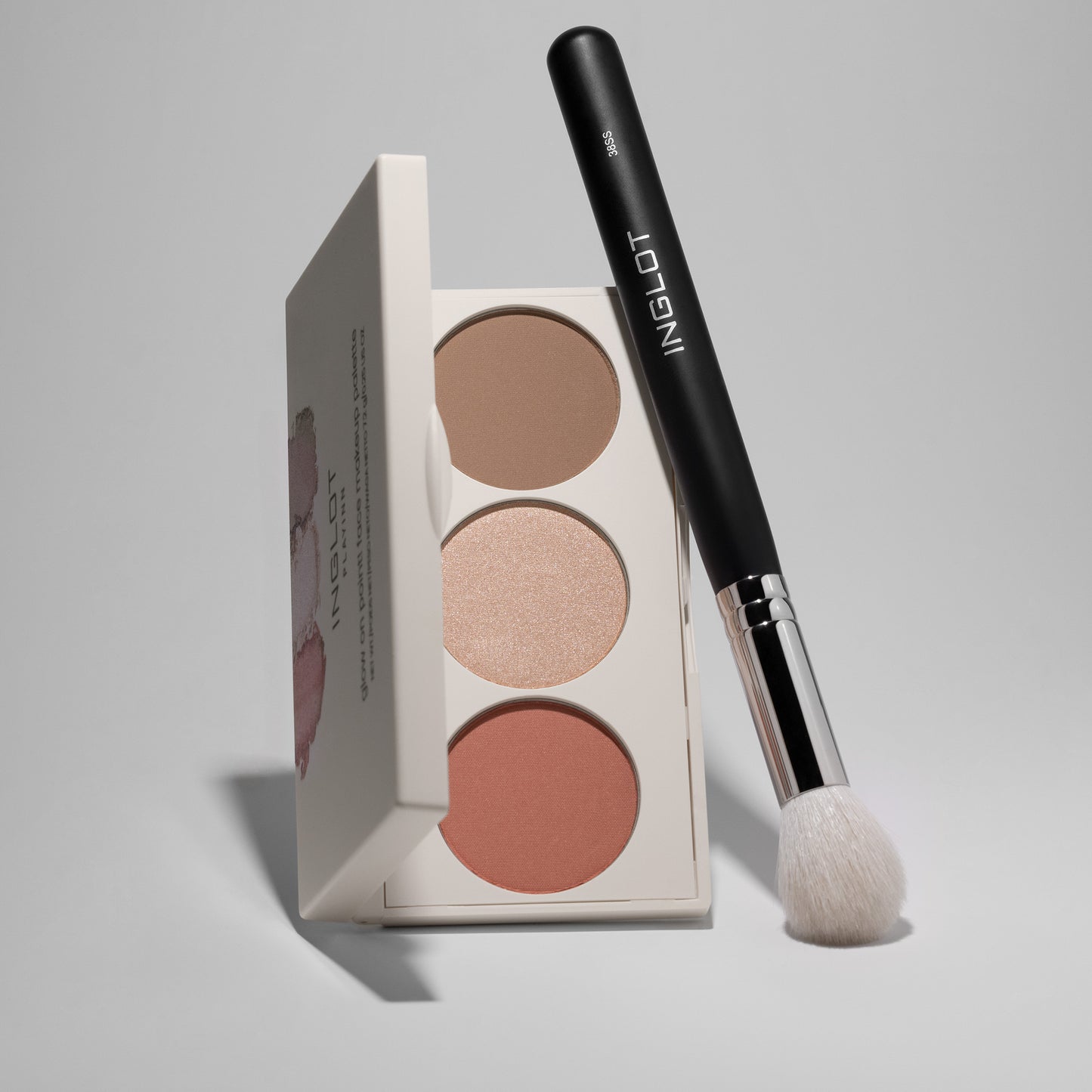 GLOW ON POINT! Face Makeup Palette